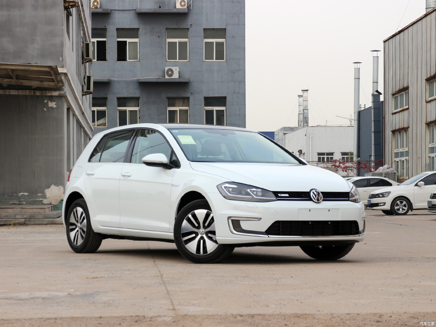 Выгодные условия на покупку Volkswagen E Golf из Китая в Беларусь.