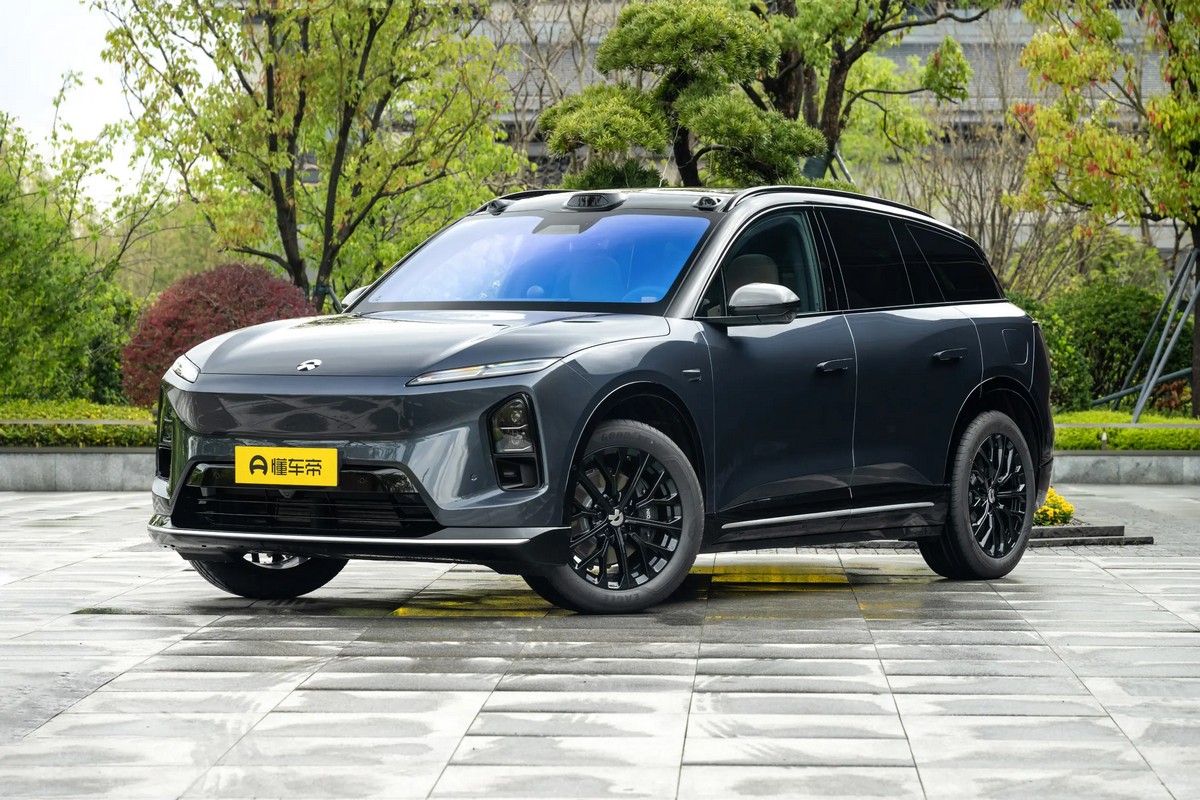 NIO-ES6-14