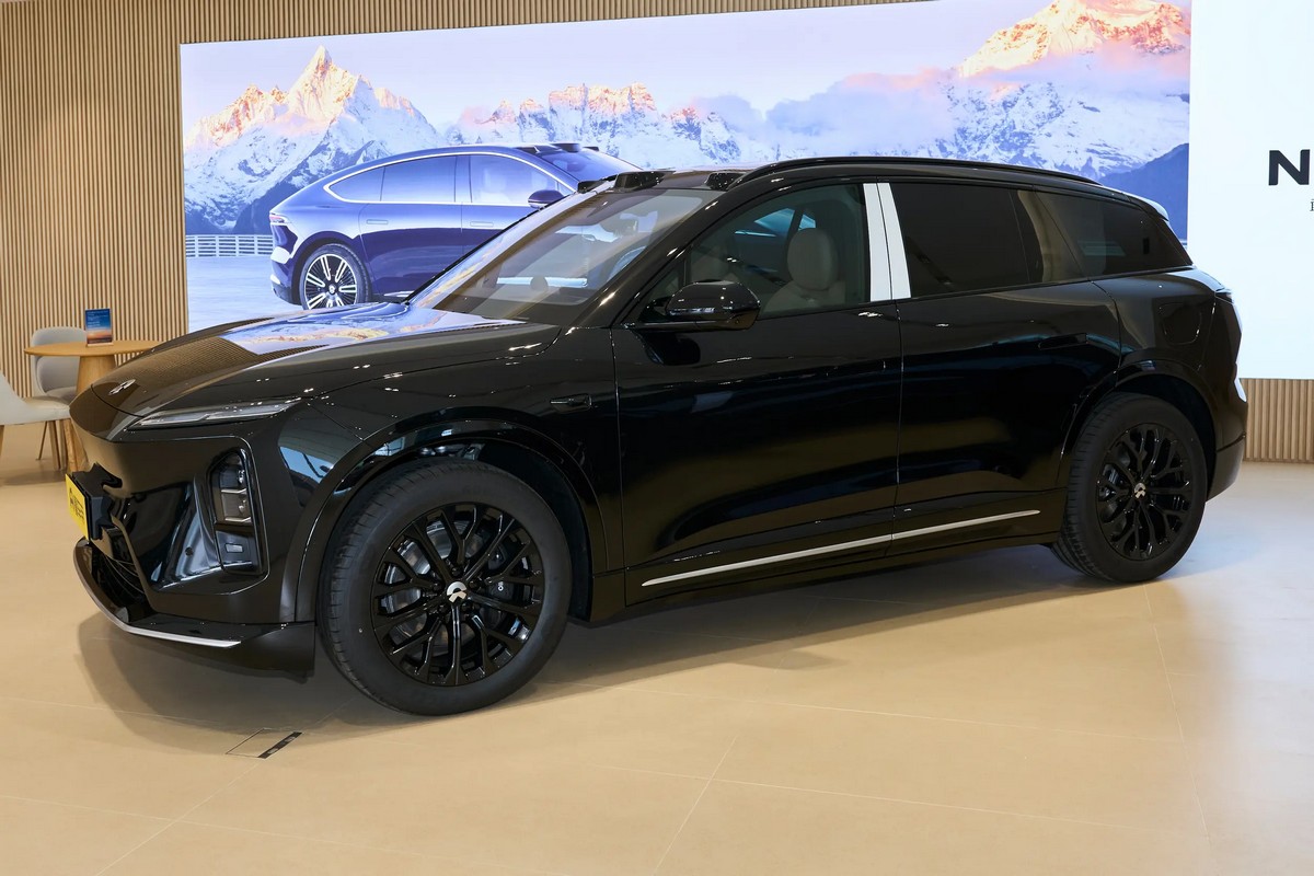 NIO-ES6-19