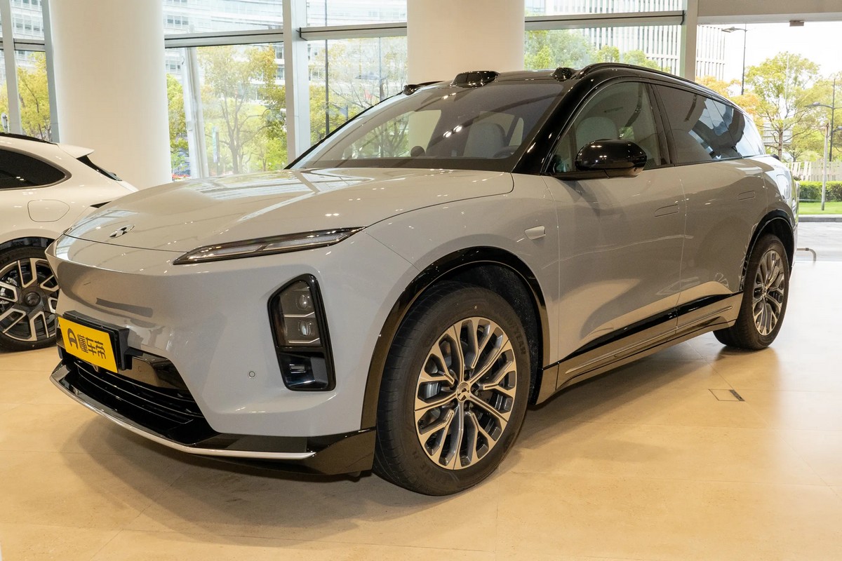 NIO-ES6-20