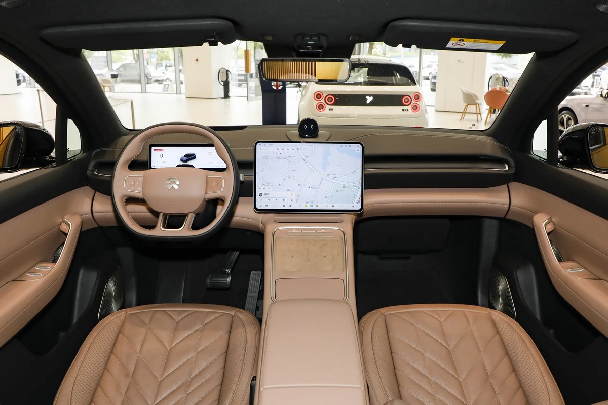 NIO-ES6-22