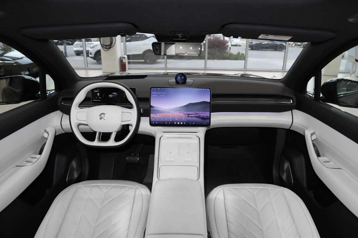 NIO-ES6-7