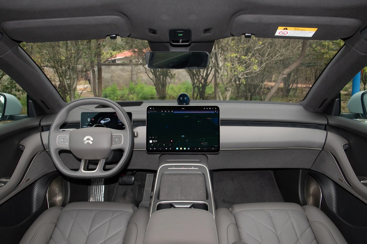 Nio-ET5T-10