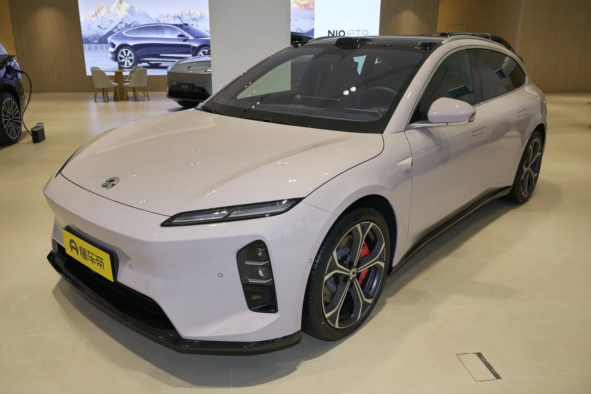 Nio-ET5T-21