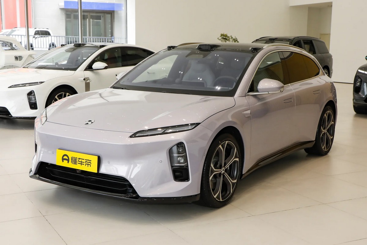 Nio-ET5T-22