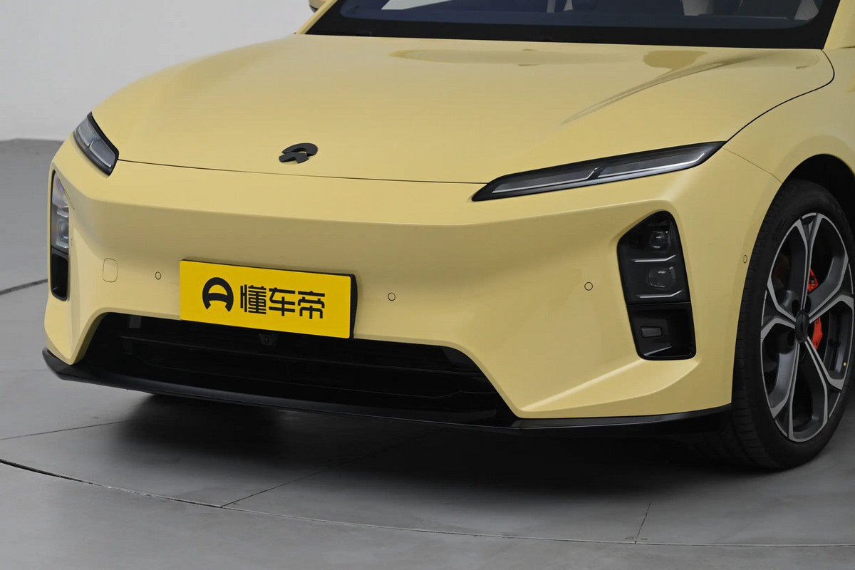 Nio-ET5T-37