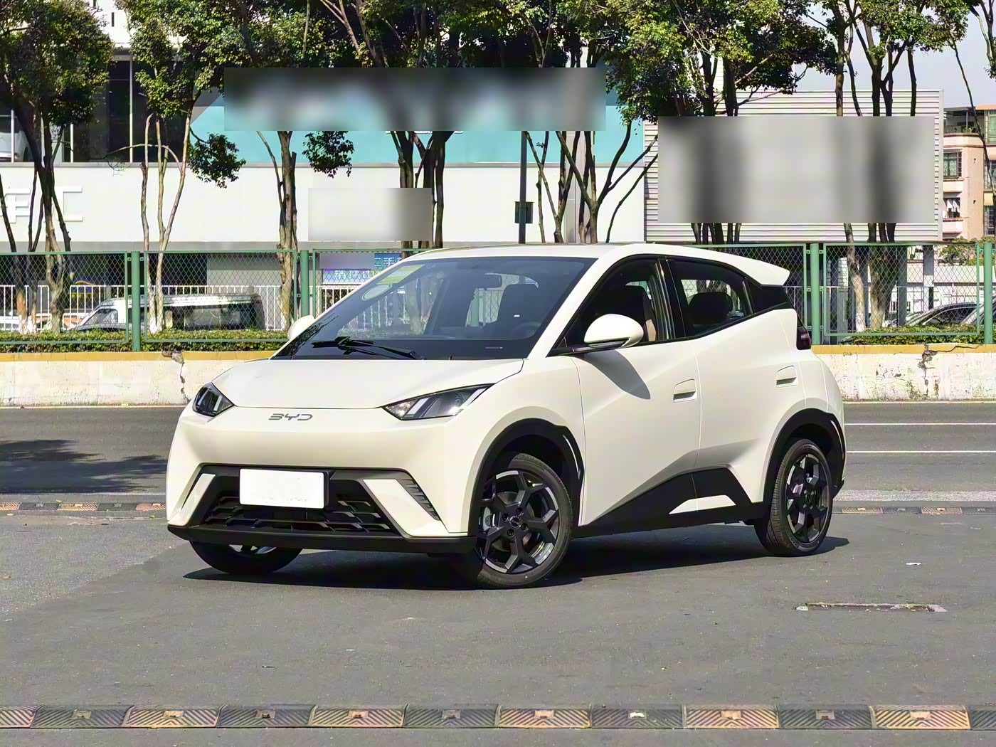 1400x1050_autohomecar__ChxkPmaizA-AQz01ACuJoRieceU399