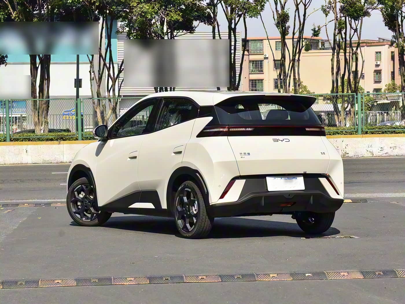 1400x1050_autohomecar__ChxkPWaizAyAbn1-ACuKh_56UnI005