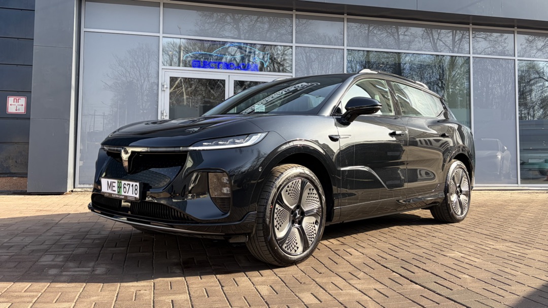 Провели день за рулём Voyah Courage. Такие электрокары уже тоже предлагают — годный вариант?