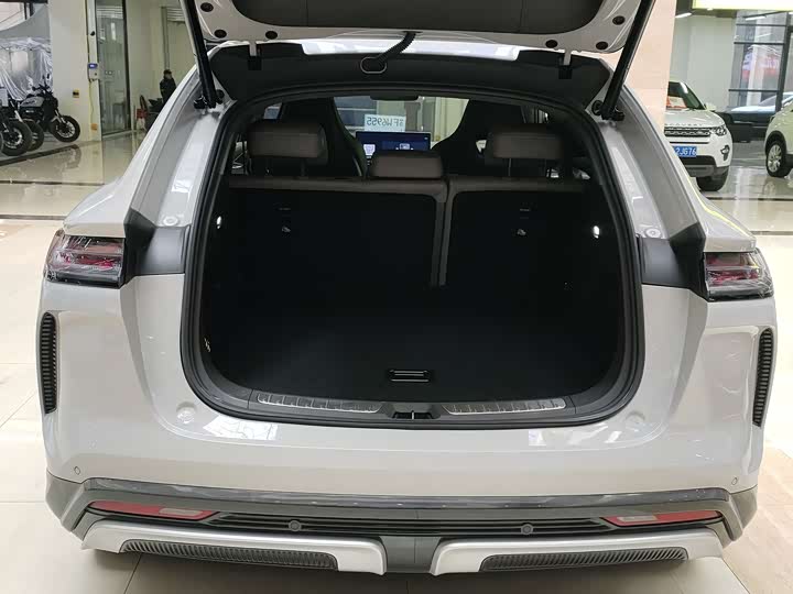 720x540_0_q87_c42_autohomecar__ChtpWGmyTMWAGi6MAAXHh3iYBC8124