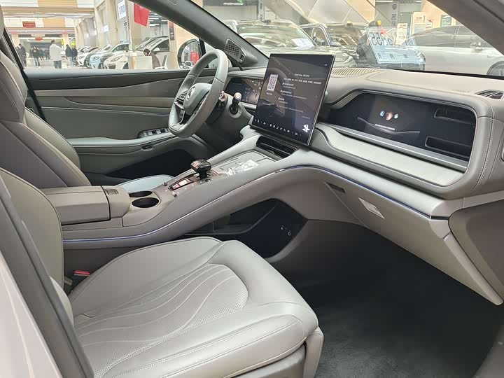 720x540_0_q87_c42_autohomecar__ChxpV2myTLqAHSAzAAeIHY6xfmo067