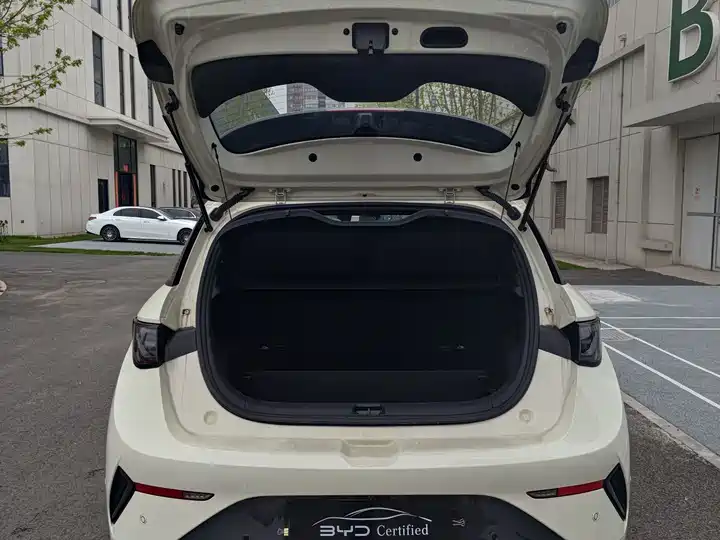 720x540_0_q87_c42_autohomecar__ChxpVmnWILaAUDhtAATSvzXSPUk774.jpg