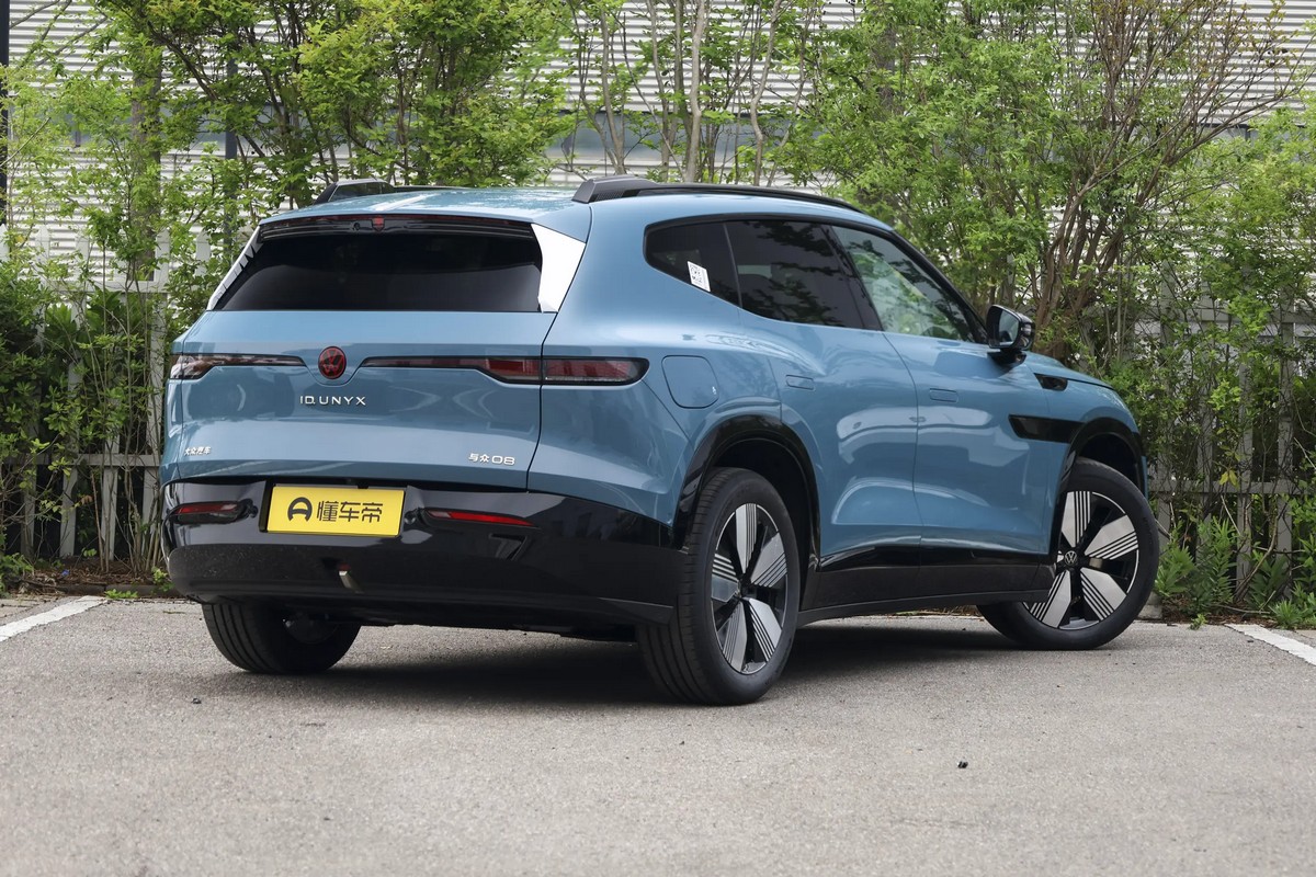 VW-Unyx-08-6