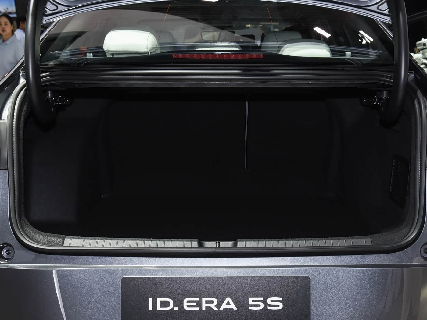 SAIC Volkswagen - ID.ERA 5S-10
