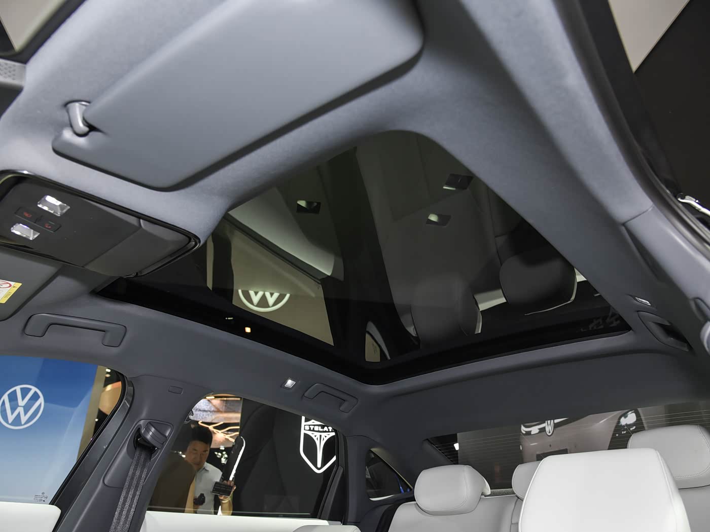 SAIC Volkswagen - ID.ERA 5S-11