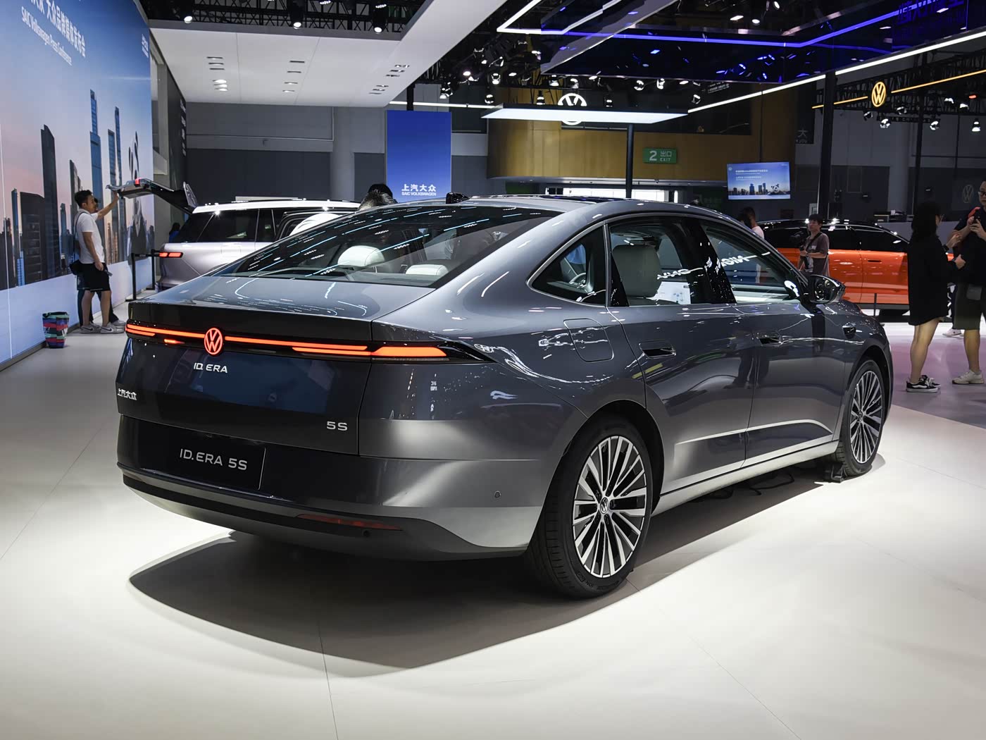 SAIC Volkswagen - ID.ERA 5S-6